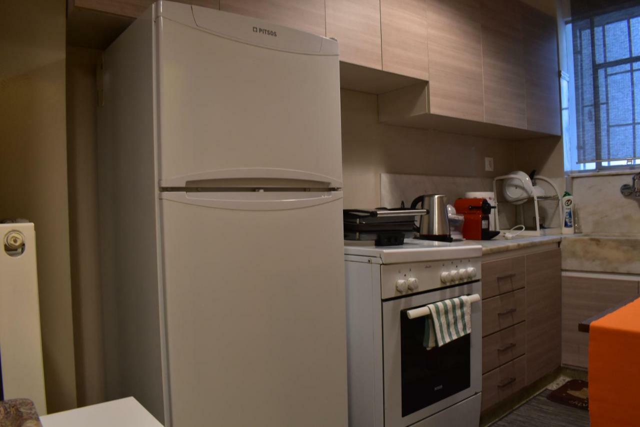 Chic Central Apartment In Evangelismos Metro Station Aten Exteriör bild